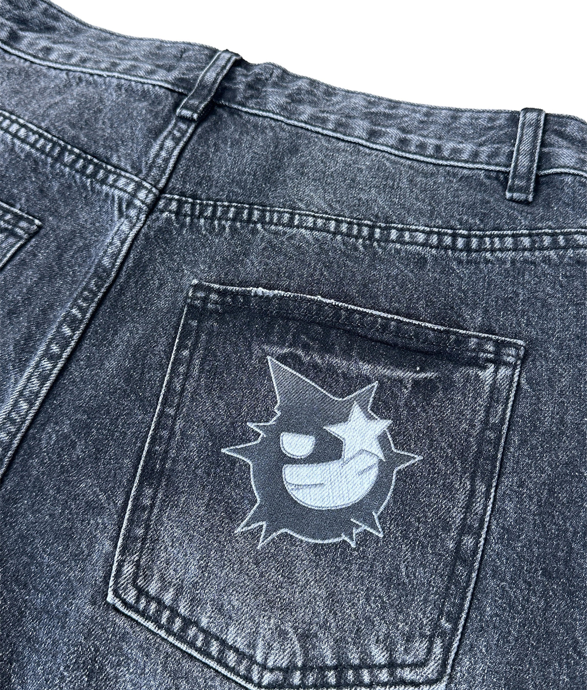MENACE JORTS