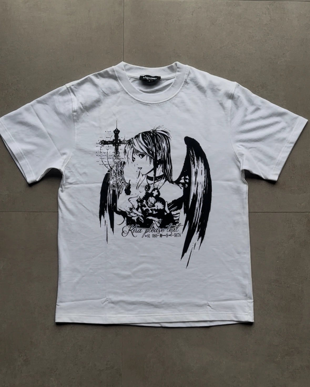 KIRA, TEXT ME! TEE - ICHIGOODESIGN